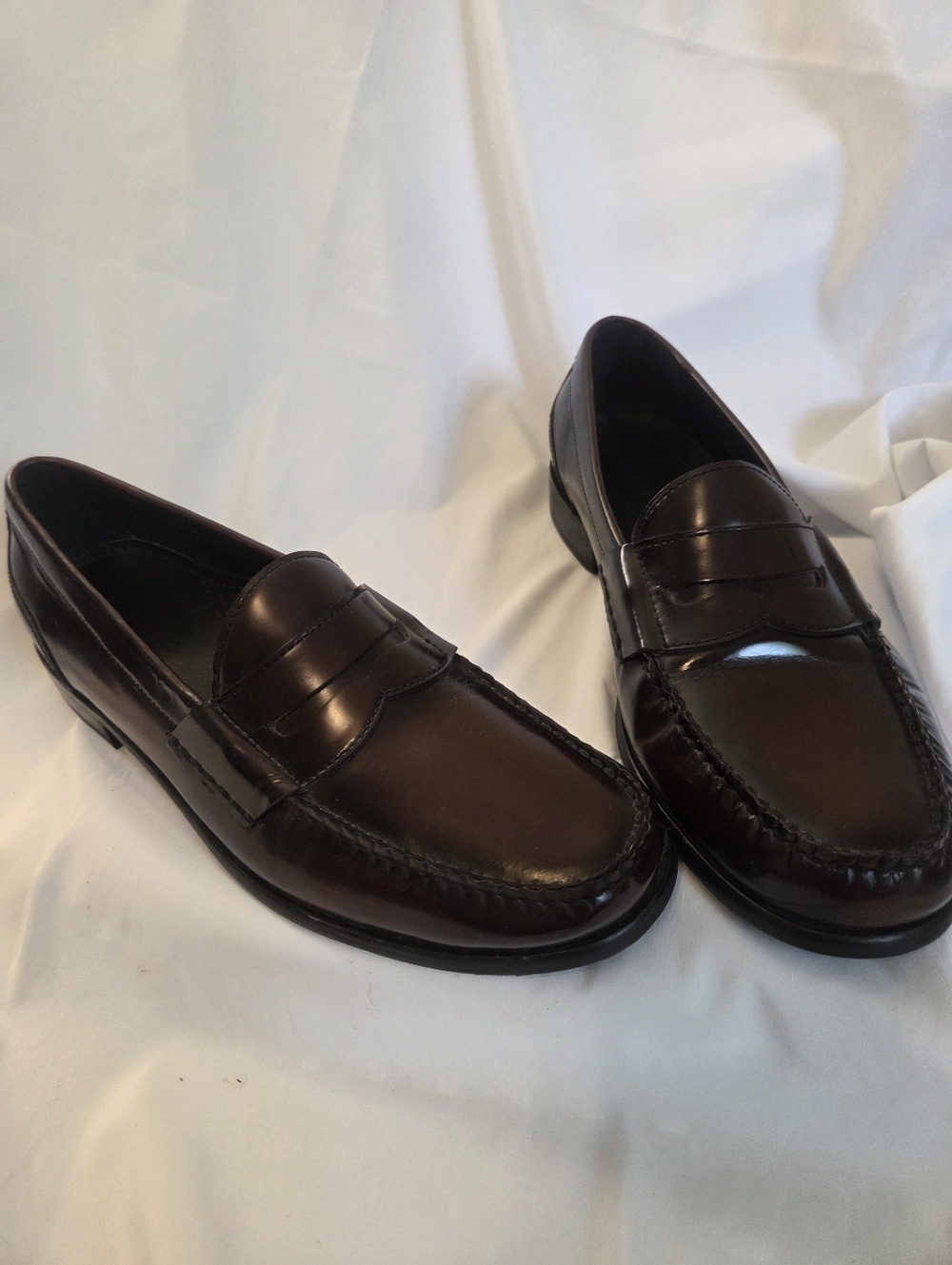 Cole HAAN Mens Penny Loafer 9.5 M Brown